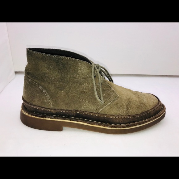 Clark’s Green Suede Boots - Picture 2 of 8